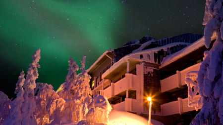 Pikku Syöte unter den Polarlichtern