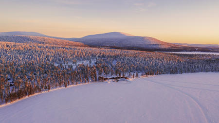 Die Ferienanlage von Jeris aus der Vogelperspektive