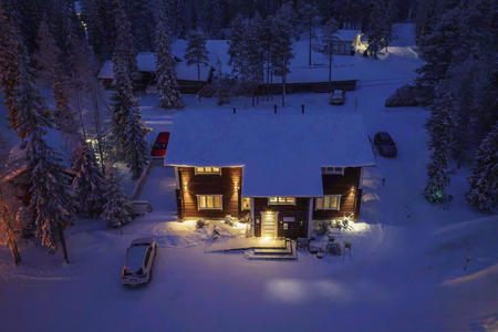 Das Haupthaus im Winter