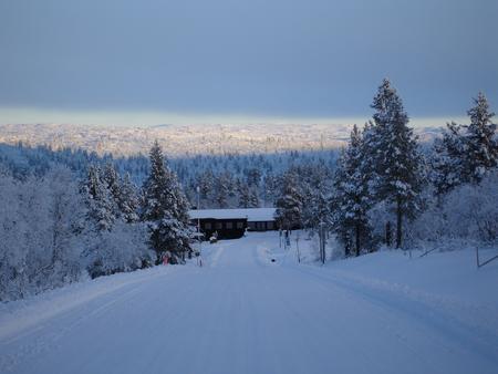 Die verschneite Winderlandschaft in Kiilopää