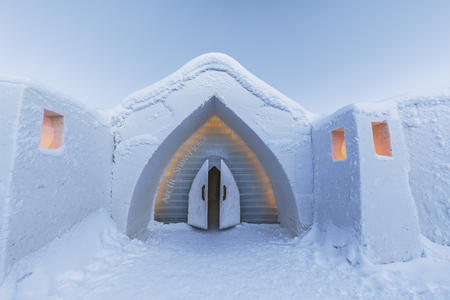 Arctic Snow Hotel & Glas Iglus Rovaniemi