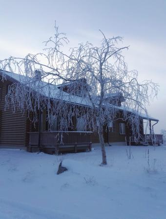 Ferienhaus an einem eisigen Wintertag