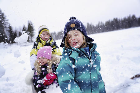 Weihnachtsmann & Winterspaß