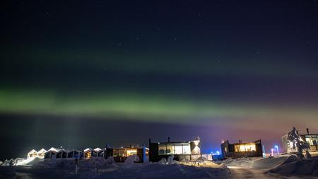 Polar Sky Suites unter den Nordlichtern