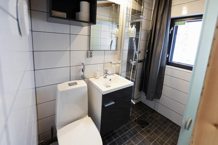 Bad mit Dusche/WC in den Superior Sky-View Villen