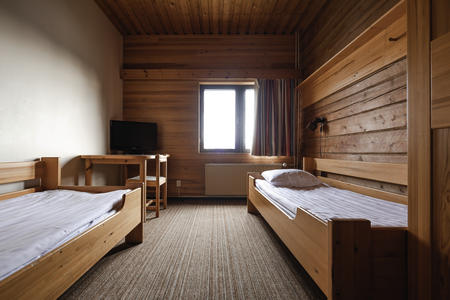 So wohnen Sie im Zweibettzimmer (c) Lapland Hotels