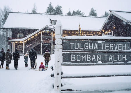 Winteridylle am Bomba-Haus (c) Sokos Hotels