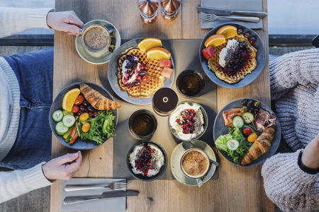 Reichhaltiges Frühstück