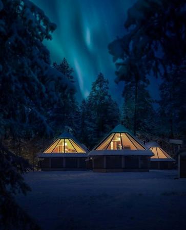 Northern Lights Village Pyhä