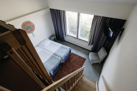 Zimmer mit Loft