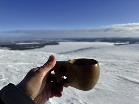 In der Kuksa heißer Kaffe und ein Ausblick der schöner nicht sein kann ... vom Pallas hinunter ins Tal